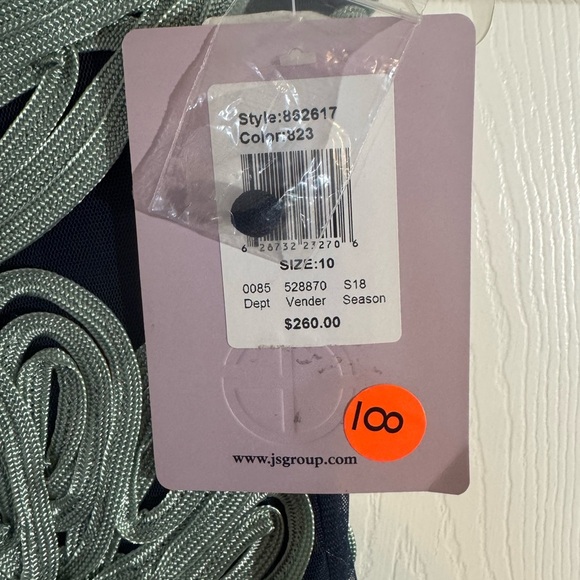 Elegant Navy and Green Embroidered Dress JS Collections NWT Size 10 - Picture 3 of 5